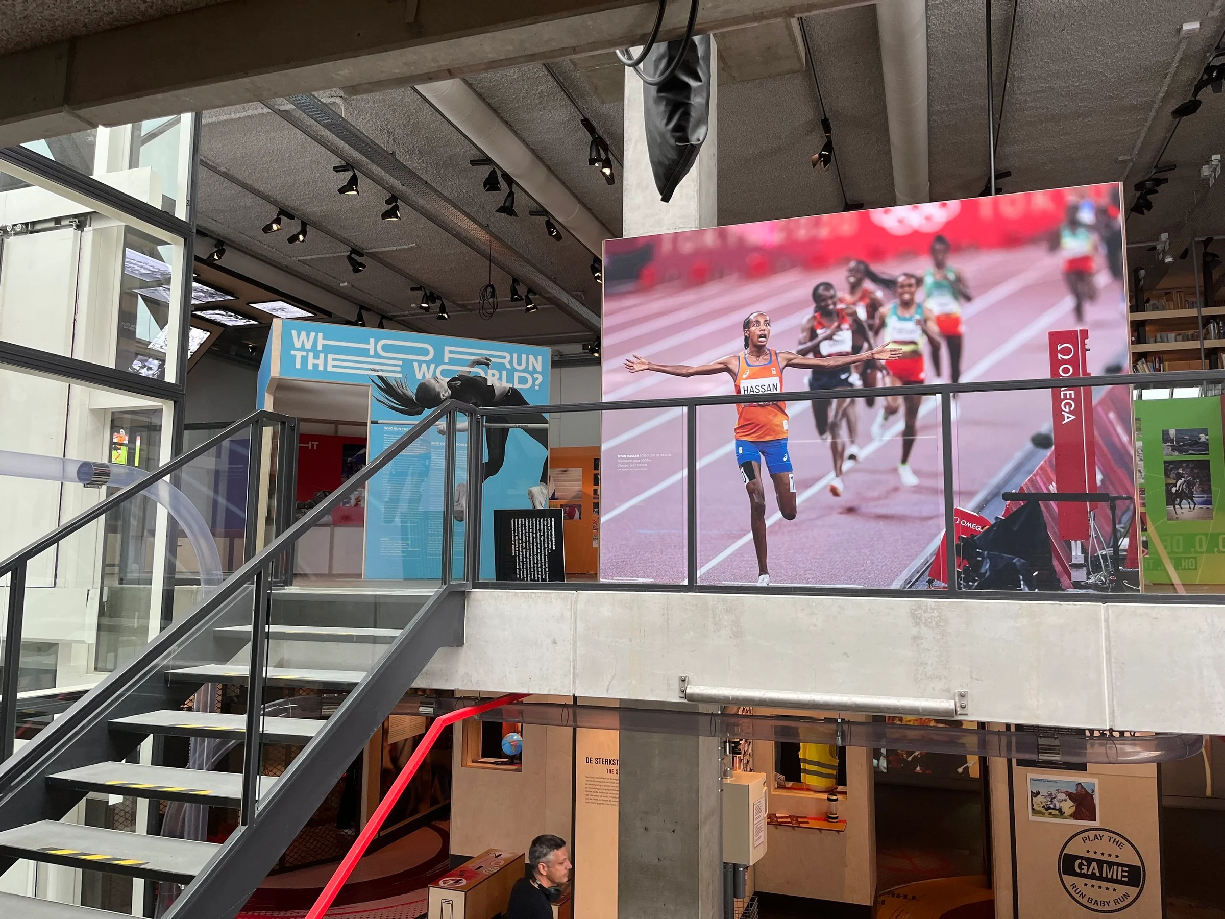 Who Run the World?, beeld 5